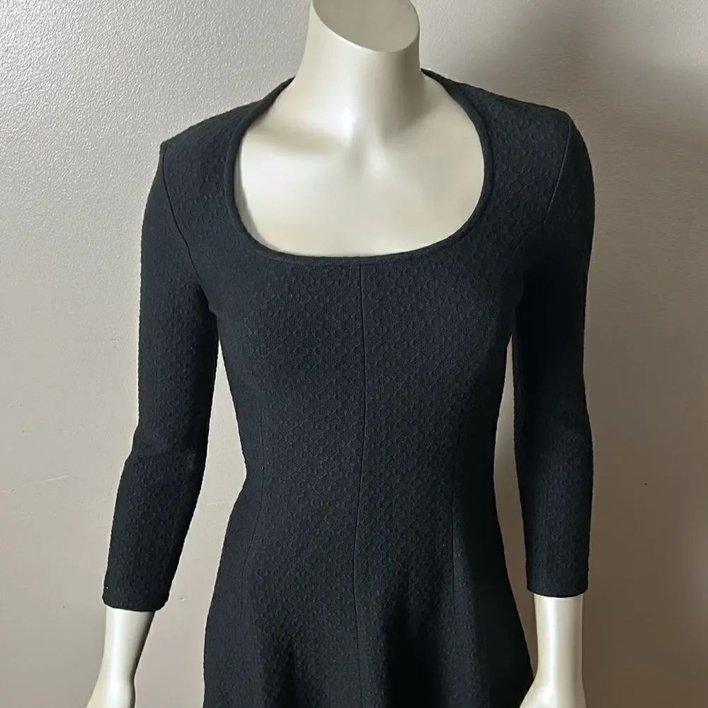 Theory Black Fit & Flare Dress 3/4 Sleeve Scoop Neck Knit Mini Size 2